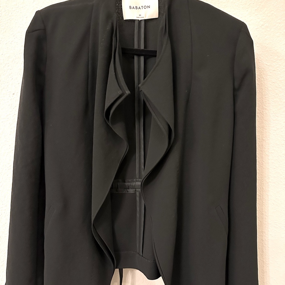 Aritzia Babaton open front crepe blazer